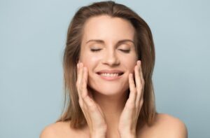 exercices pour exercer les muscles de votre visage