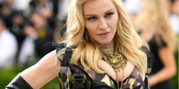 Les défauts physiques cachés des stars Les défauts physiques cachés des stars