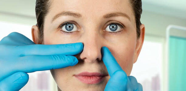 Est-ce que la chirurgie du nez fait mal ? Guide des sensations postopératoires