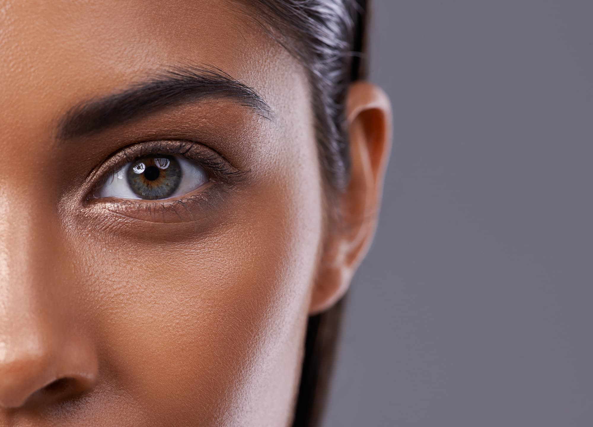 Comment faire dégonfler les yeux après une opération ? Conseils et