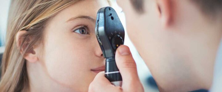 Nystagmus congénital ou acquis : causes et traitement