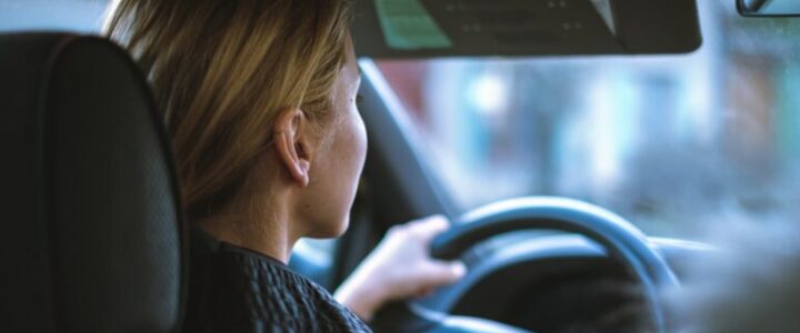 Quand peut-on conduire après une augmentation mammaire ?